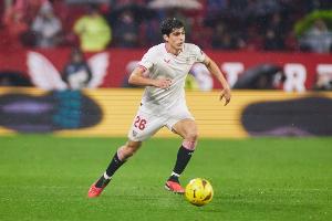 开云体育官网-马卡：那不勒斯1800万欧+300万奖金签下胡安卢，球员将签约五年