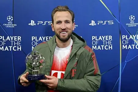 开云体育在线-梅开二度，凯恩当选拜仁2-0圣吉罗斯联合全场最佳球员