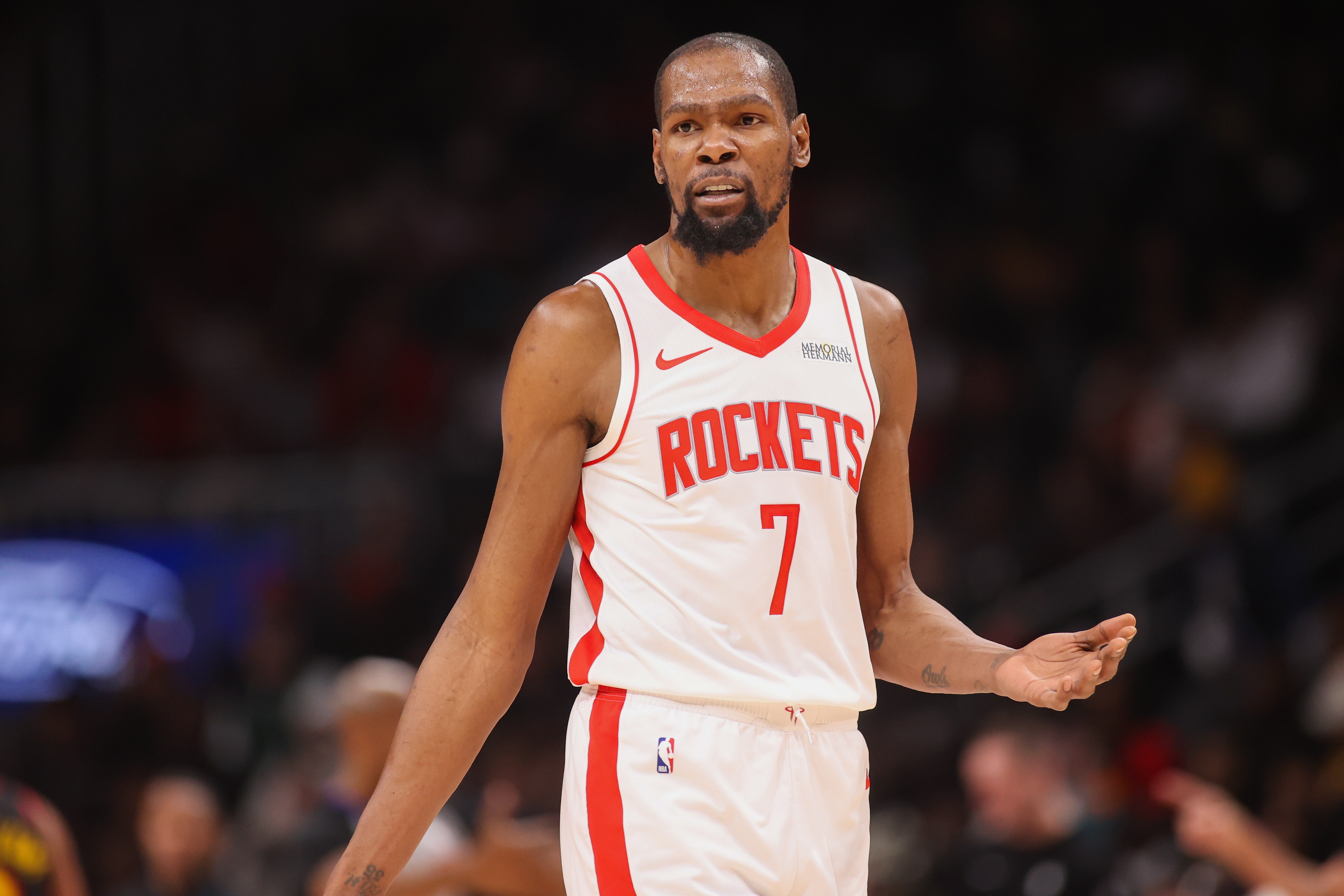 开云体育在线-网友：KD是毒瘤&amp;太阳的事在火箭重演 KD：你没进过更衣室怎么知道